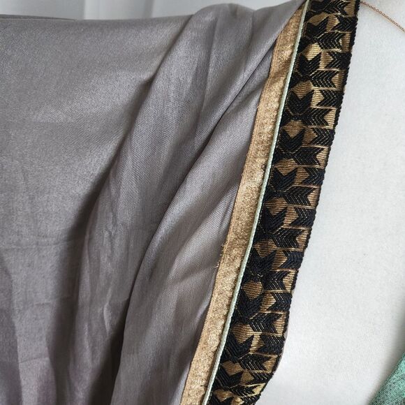 GORGEOUS! HALF SAREE - Green Grey Gold Georgette Saree - Picture 5 of 14
